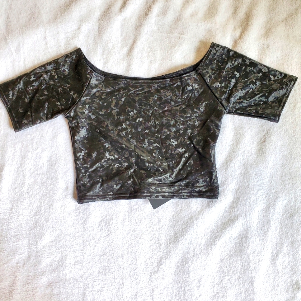 Blackmilk Soldier Jane Off the Shoulder Crop Top
